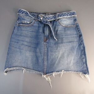 SP Black Label‎ Jean Skirt Women's Size 26 Blue Denim Distressed Belted